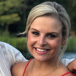 Meet your Posher, Jena